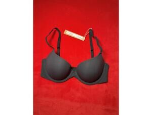 Skims Fits Everybody Push Up Demi Bra Color ONYX Size 30C